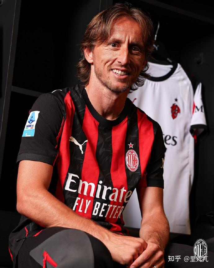 意甲战报：杜维卡斯破门，莫雷诺传射，科莫2-0胜萨索洛