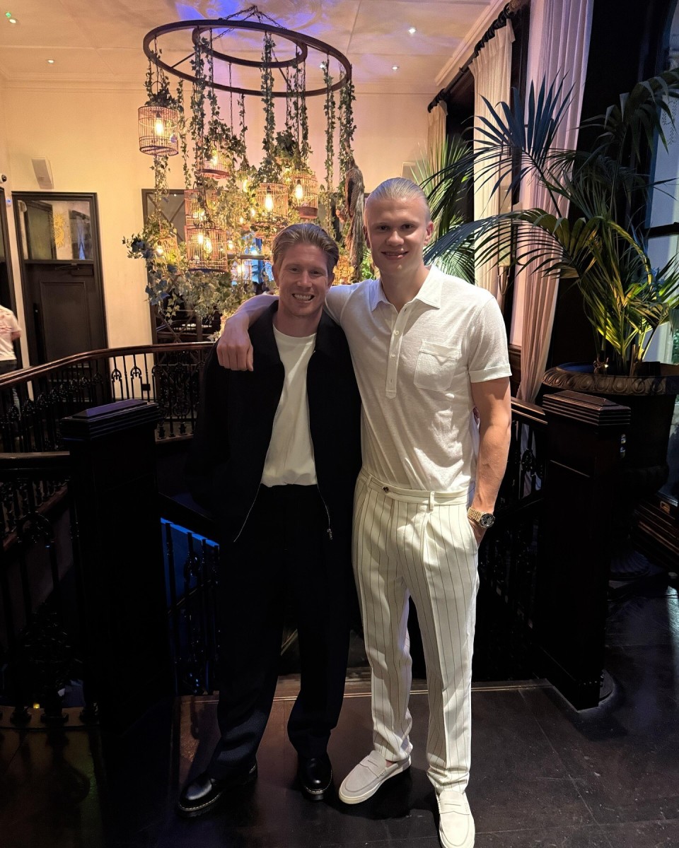 前辈认可！帕里什发文祝贺詹姆斯：纪录就是用来打破的