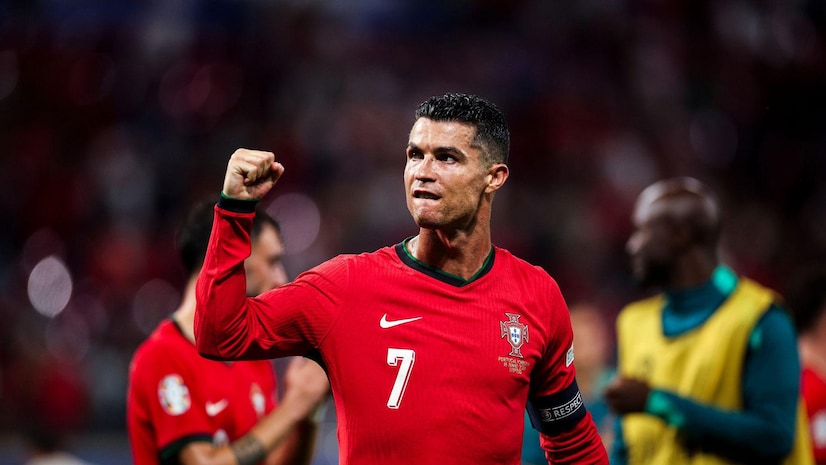 他用一记冷 他用一记冷