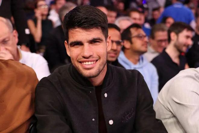 展示了他的 展示了他的